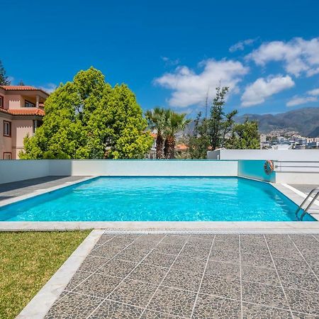 Miramar Apartment With Pool By Hr Madeira Фуншал Екстериор снимка
