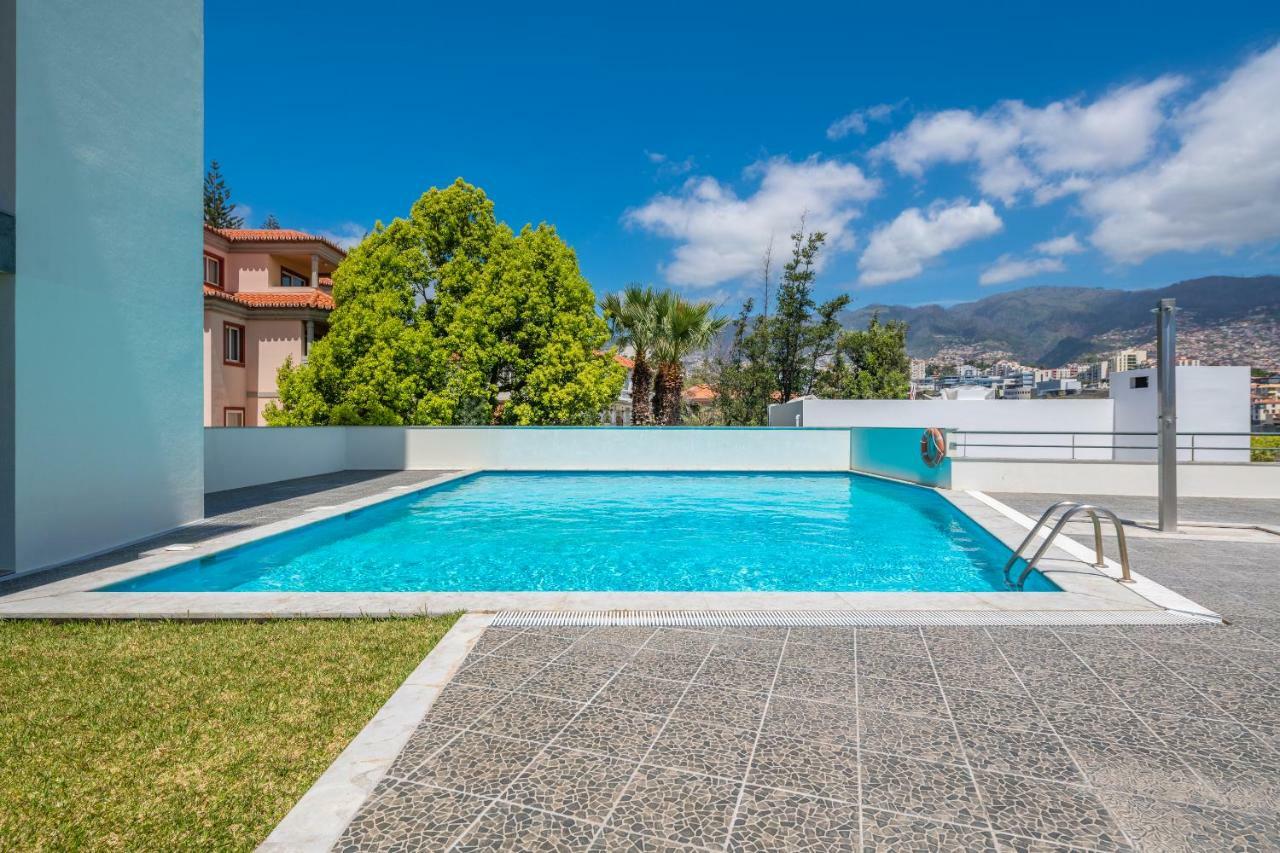 Miramar Apartment With Pool By Hr Madeira Фуншал Екстериор снимка