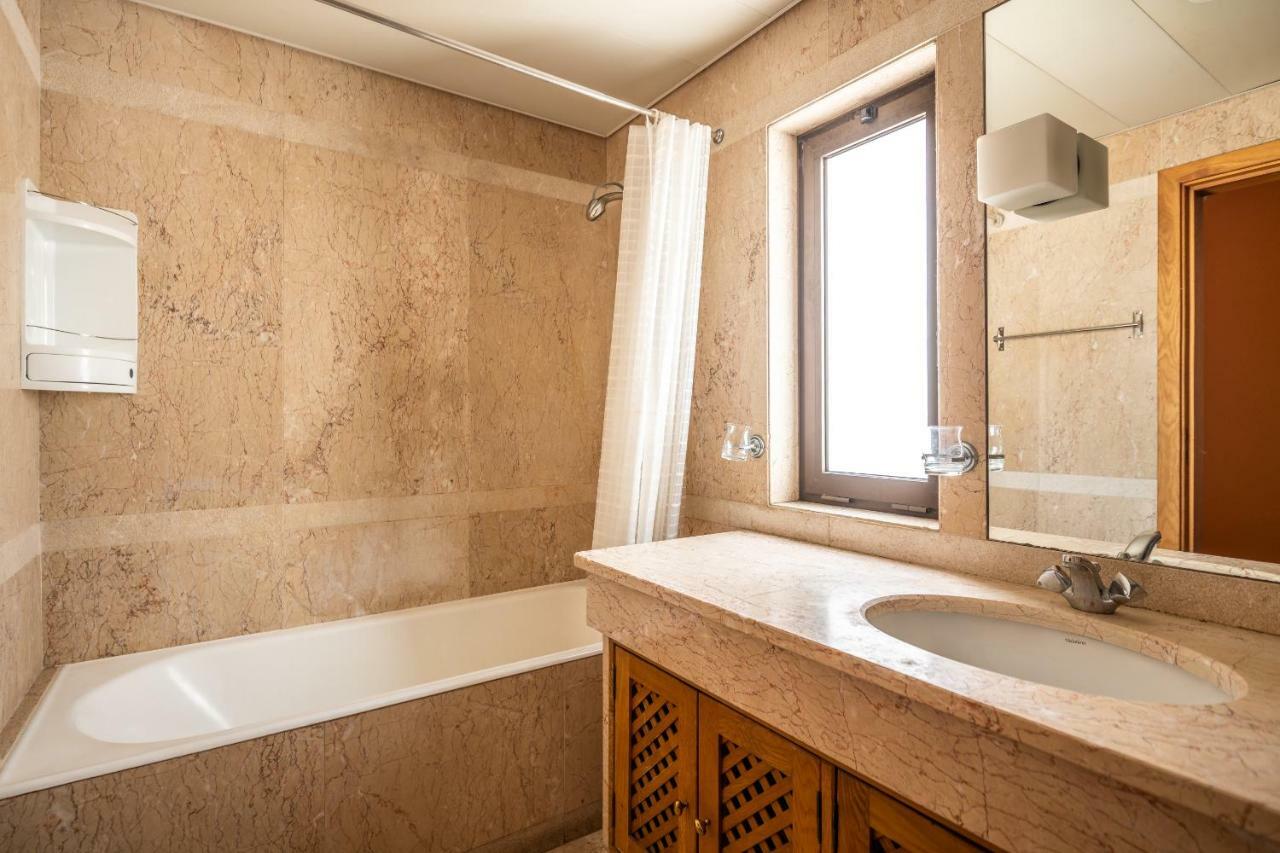 Miramar Apartment With Pool By Hr Madeira Фуншал Екстериор снимка